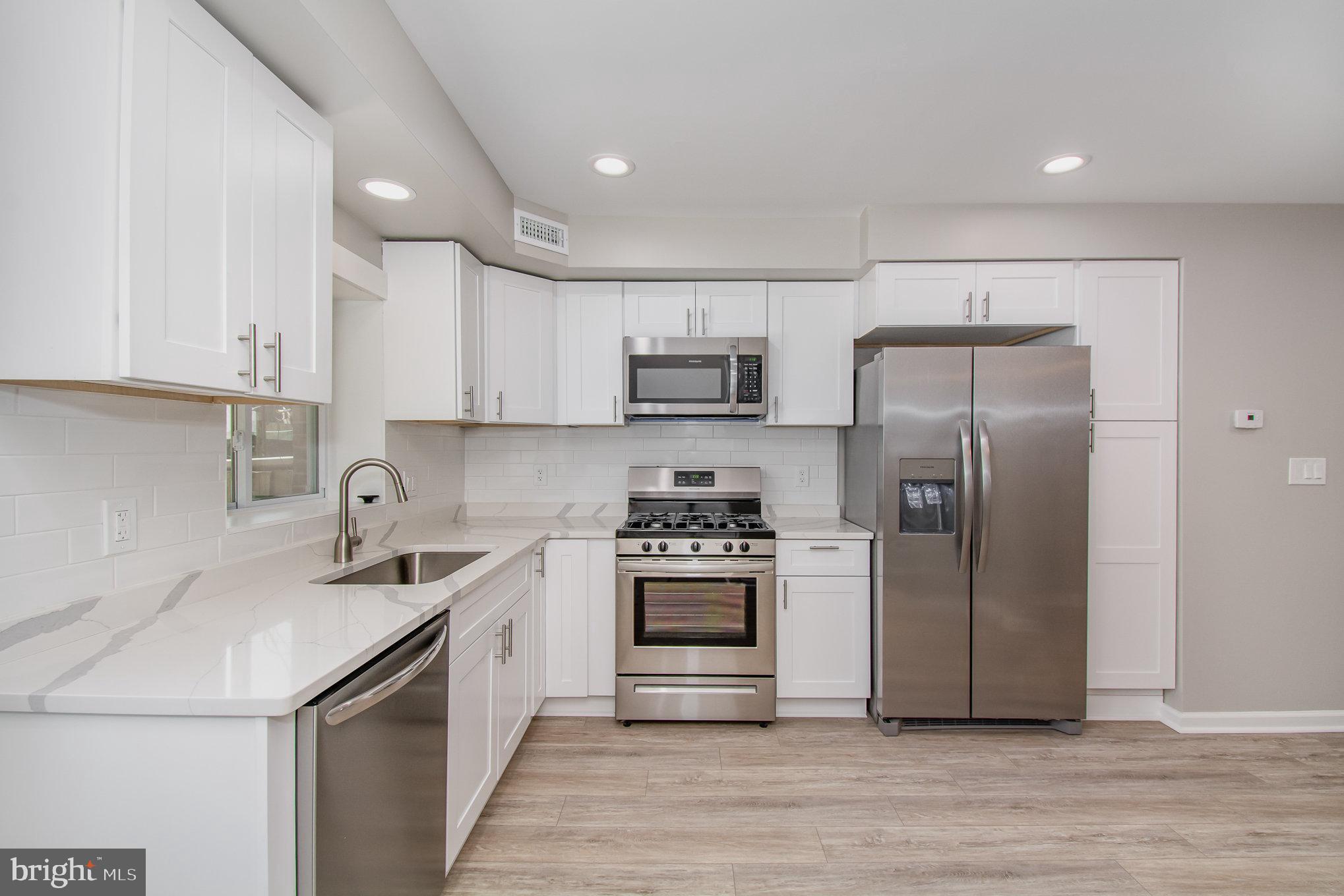 1207 Anglesea Street Baltimore, MD 21224 - Photo 12 of 43