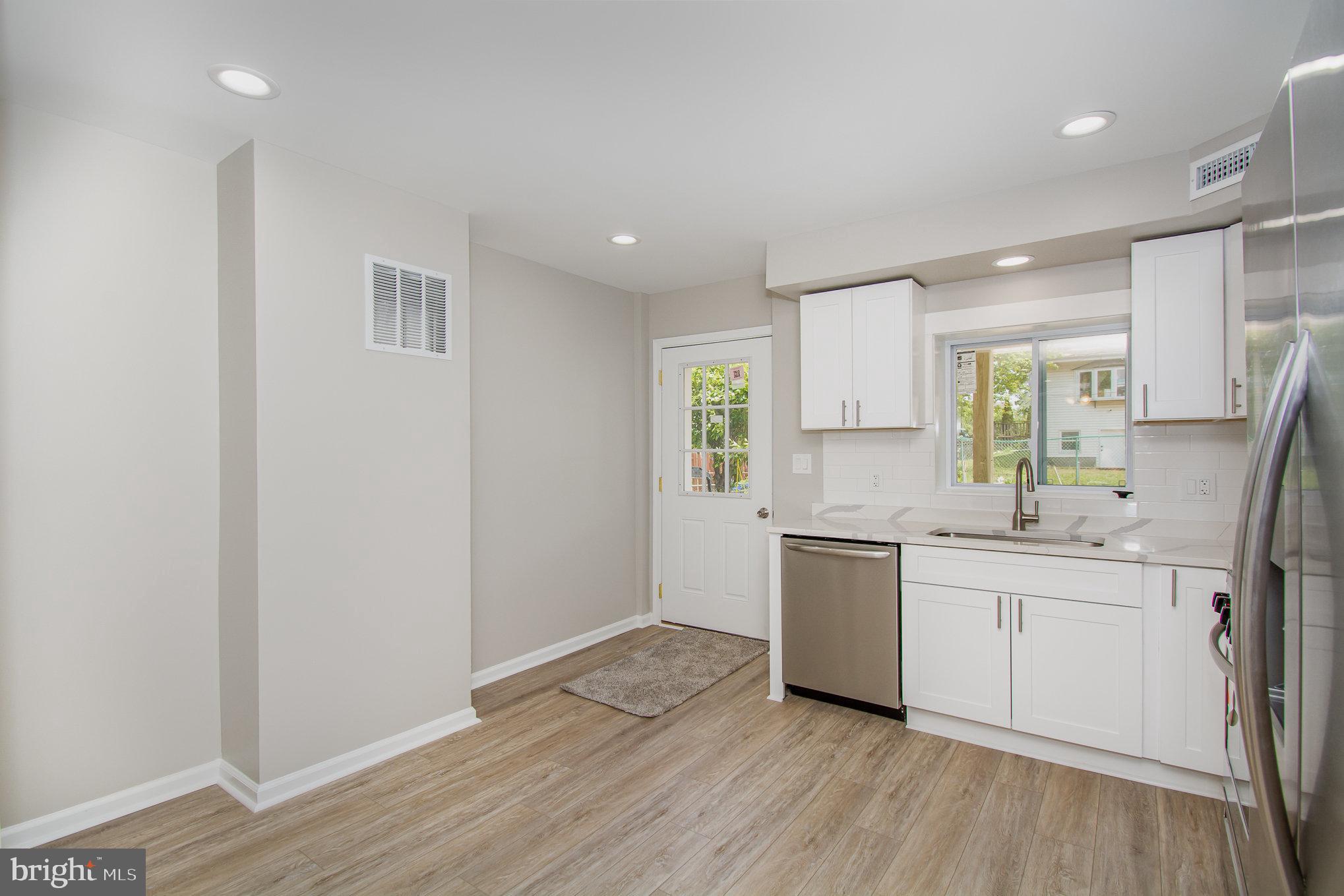 1207 Anglesea Street Baltimore, MD 21224 - Photo 13 of 43