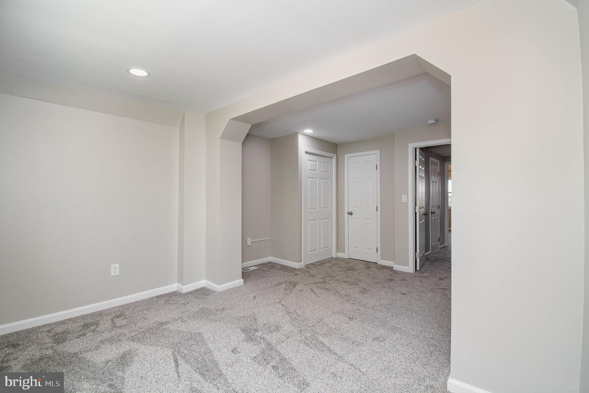 1207 Anglesea Street Baltimore, MD 21224 - Photo 19 of 43