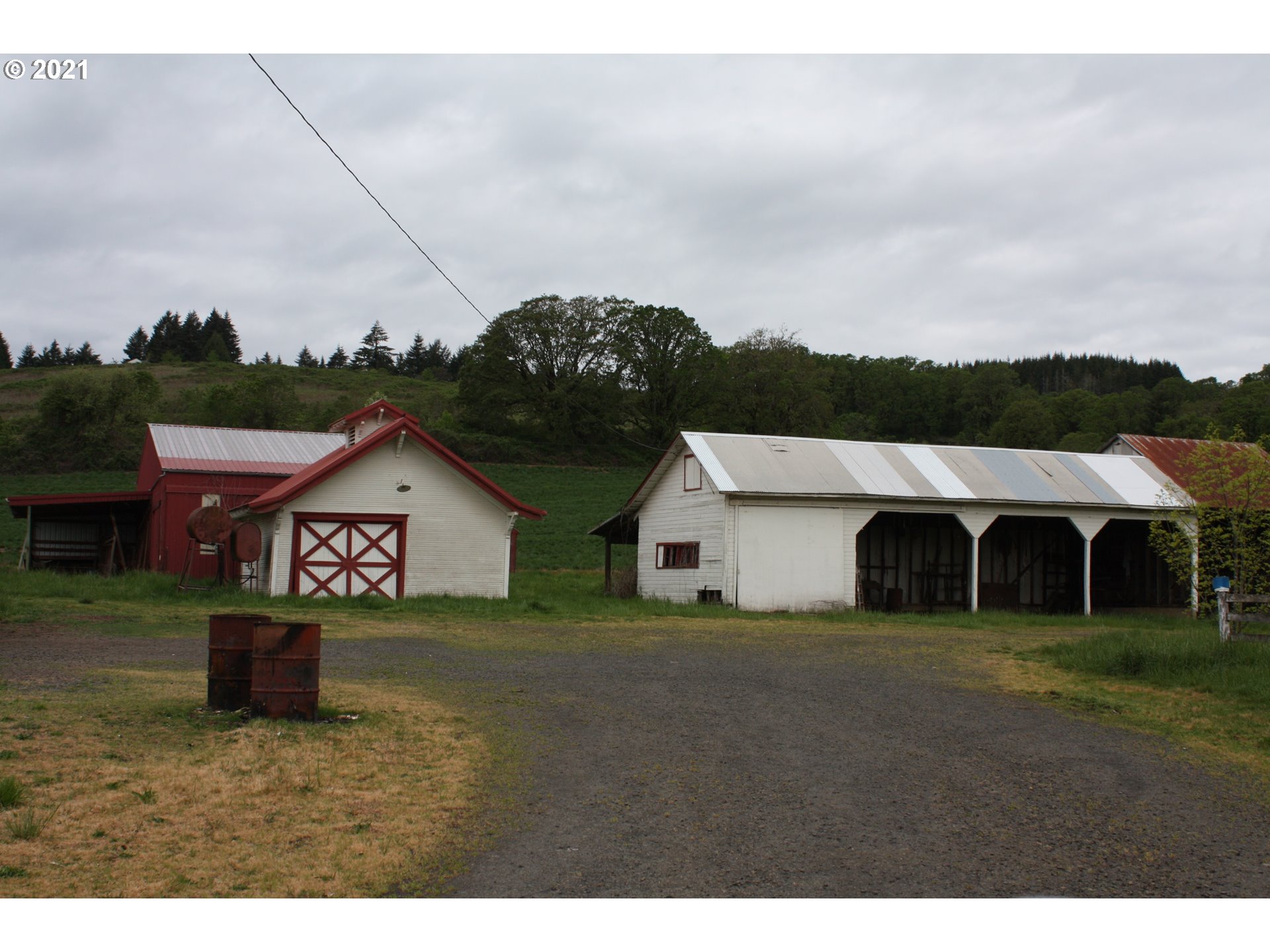 21800 Southwest Latham Road Sheridan, OR 97378 - Photo 3 of 6 Gallery Image 3