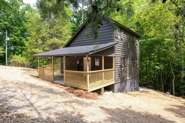 $289,900 | 184 Hickory Drive, Spring City, TN 37381