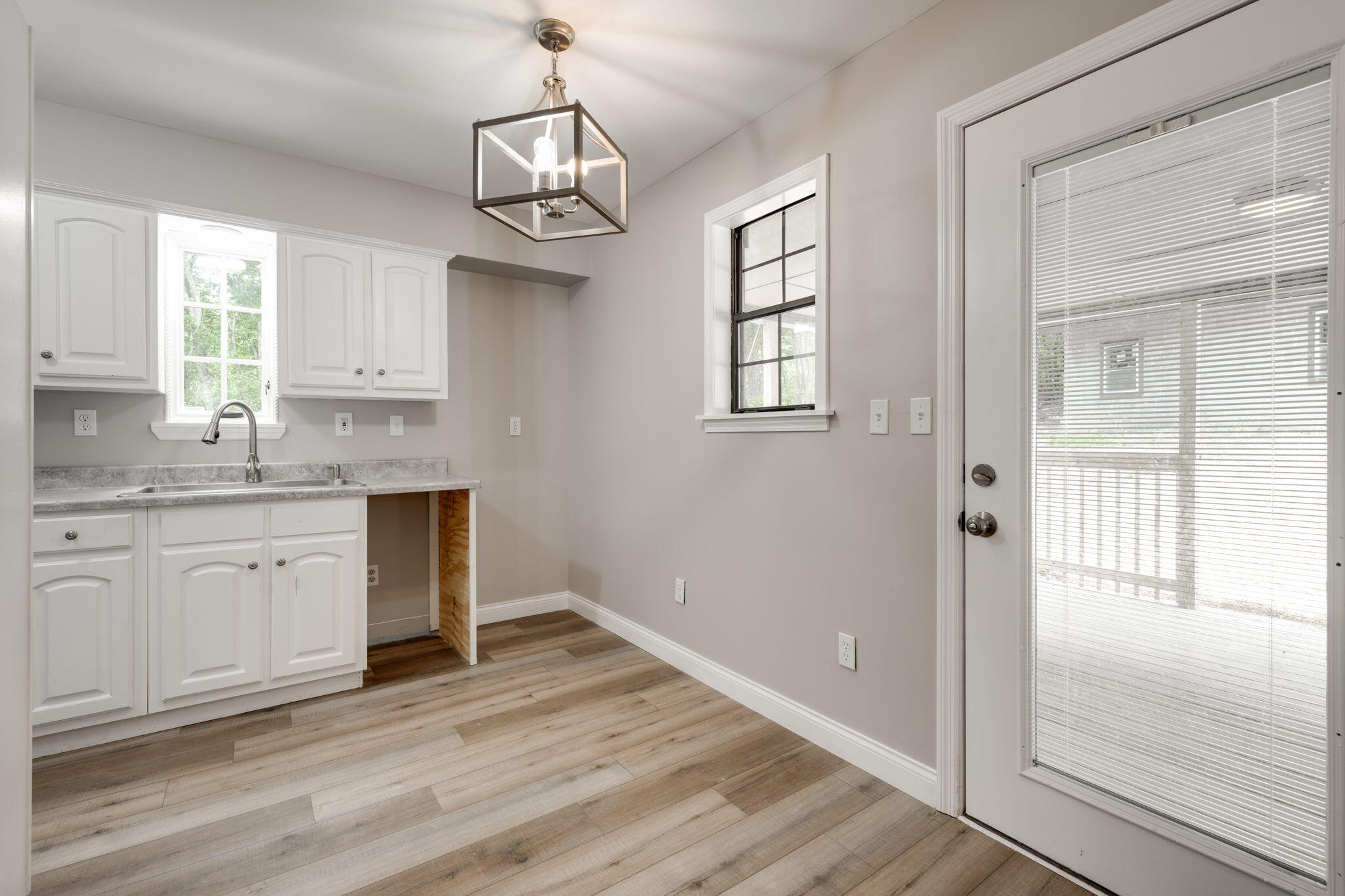 184 Hickory Drive Spring City, TN 37381 - Photo 8 of 37 13-web-or-mls-DSC_8261