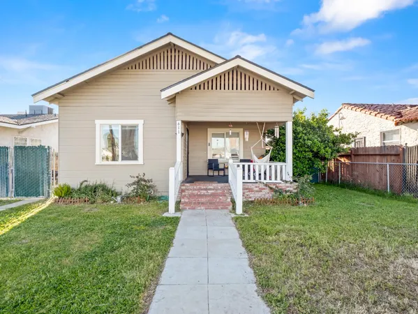 $323,000 | 611 North Safford Avenue, Fresno, CA 93728