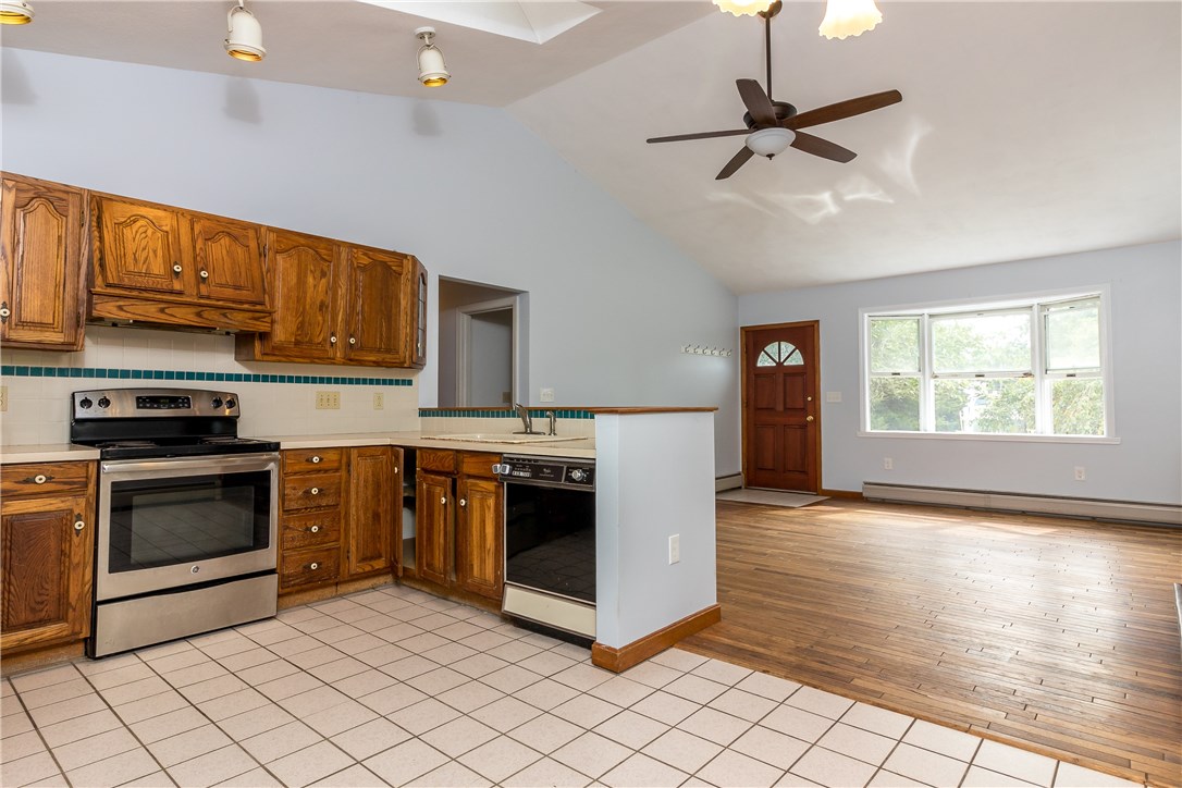 125 Cedar Road Charlestown, RI 02813 - Photo 9 of 30