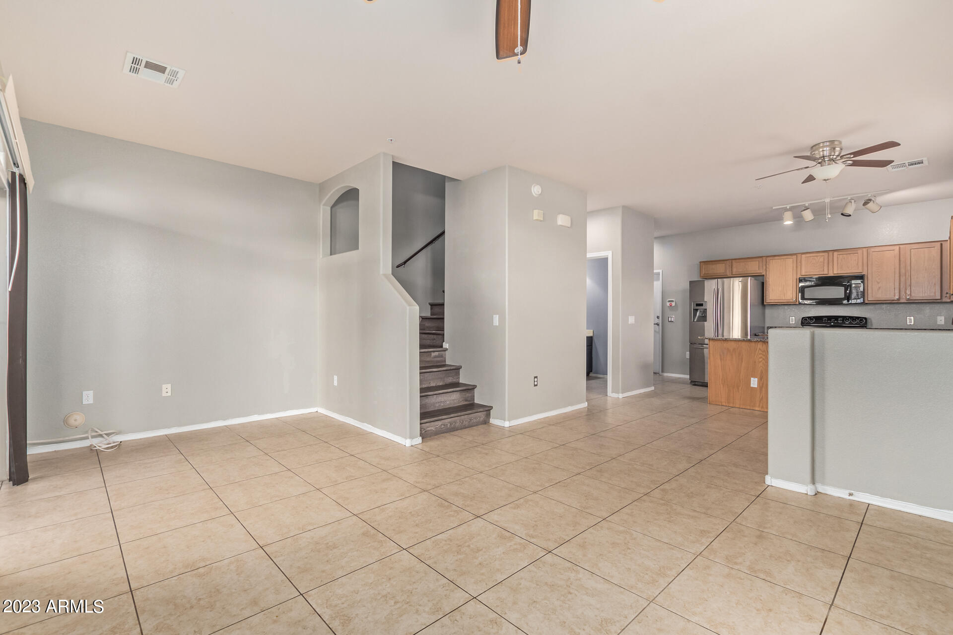 1350 South Greenfield Road, Unit 1052 Mesa, AZ 85206 - Photo 4 of 24 0004-04 - Greenfield