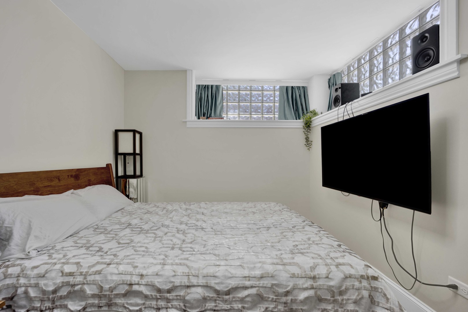 1400 West Flournoy Street Chicago, IL 60607 - Photo 32 of 44