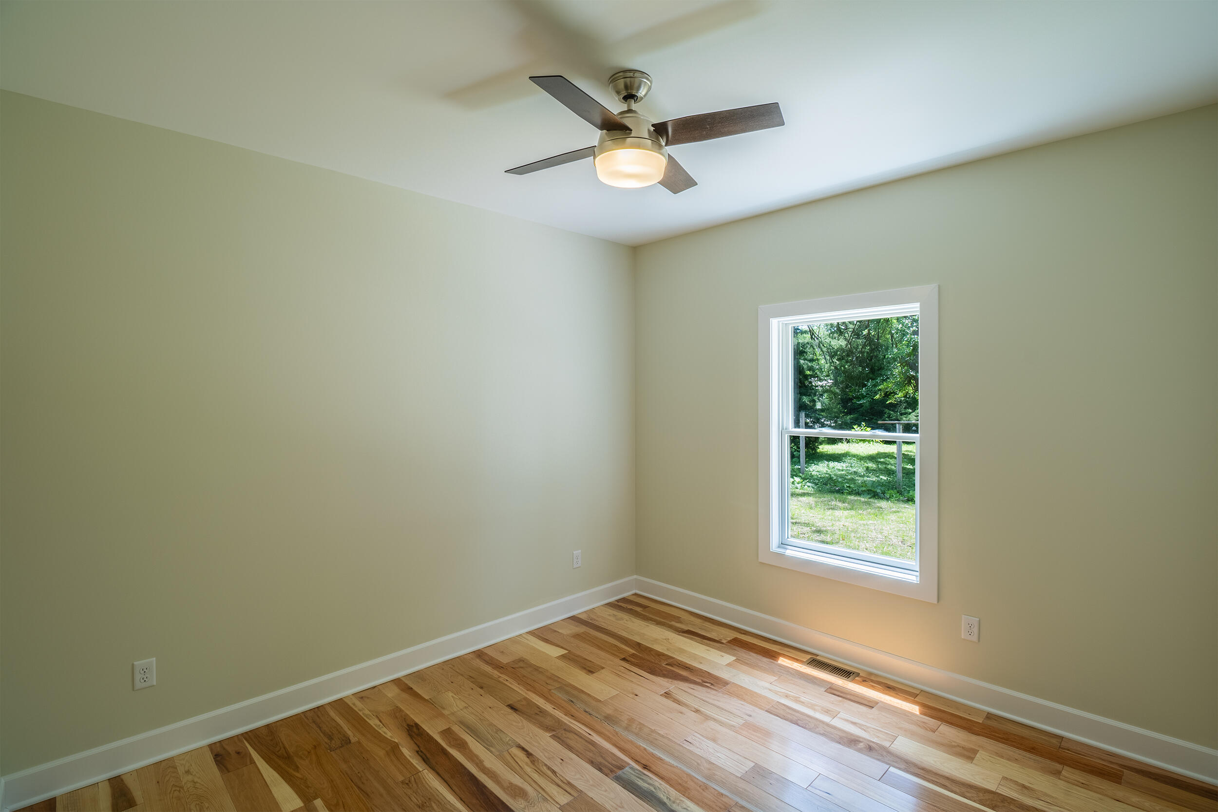 W991 Primrose Road Bloomfield, WI 53128 - Photo 8 of 27 6