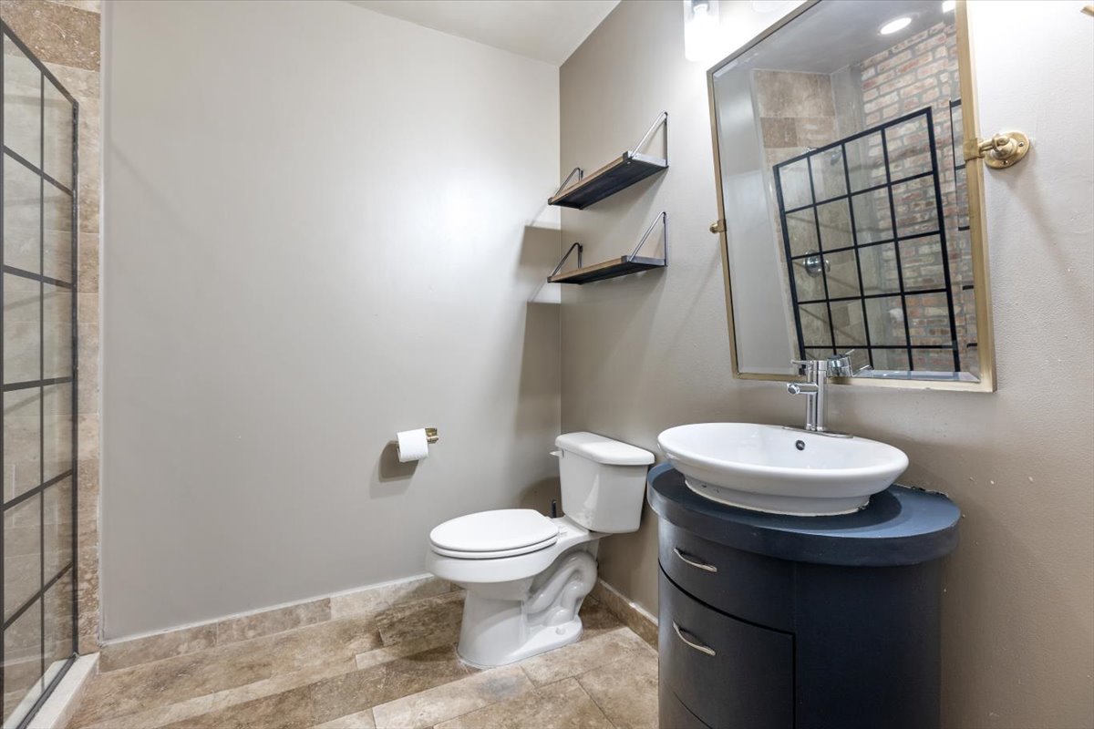 2545 South Dearborn Street, Unit 331 Chicago, IL 60616 - Photo 24 of 33