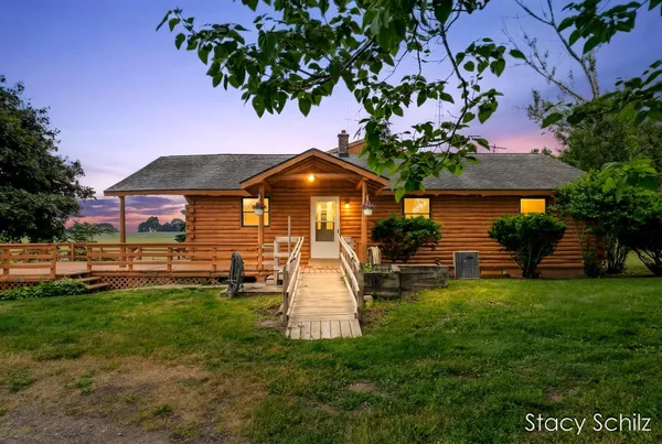 $422,000 | 3108 Dumont Road, Allegan, MI 49010