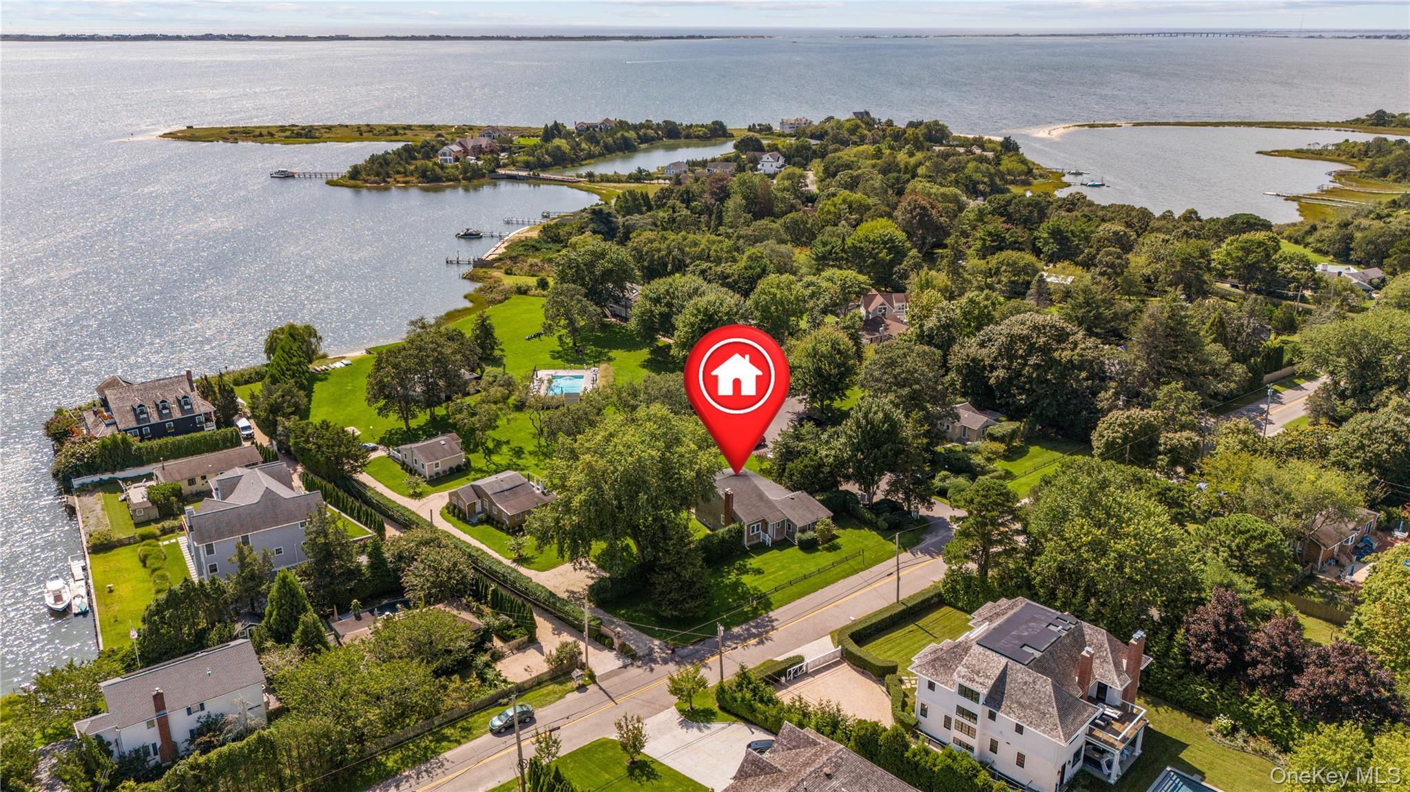 70 Middle Pond Road, Unit 22 Southampton, NY 11968 - Photo 31 of 32 Gallery Image 31