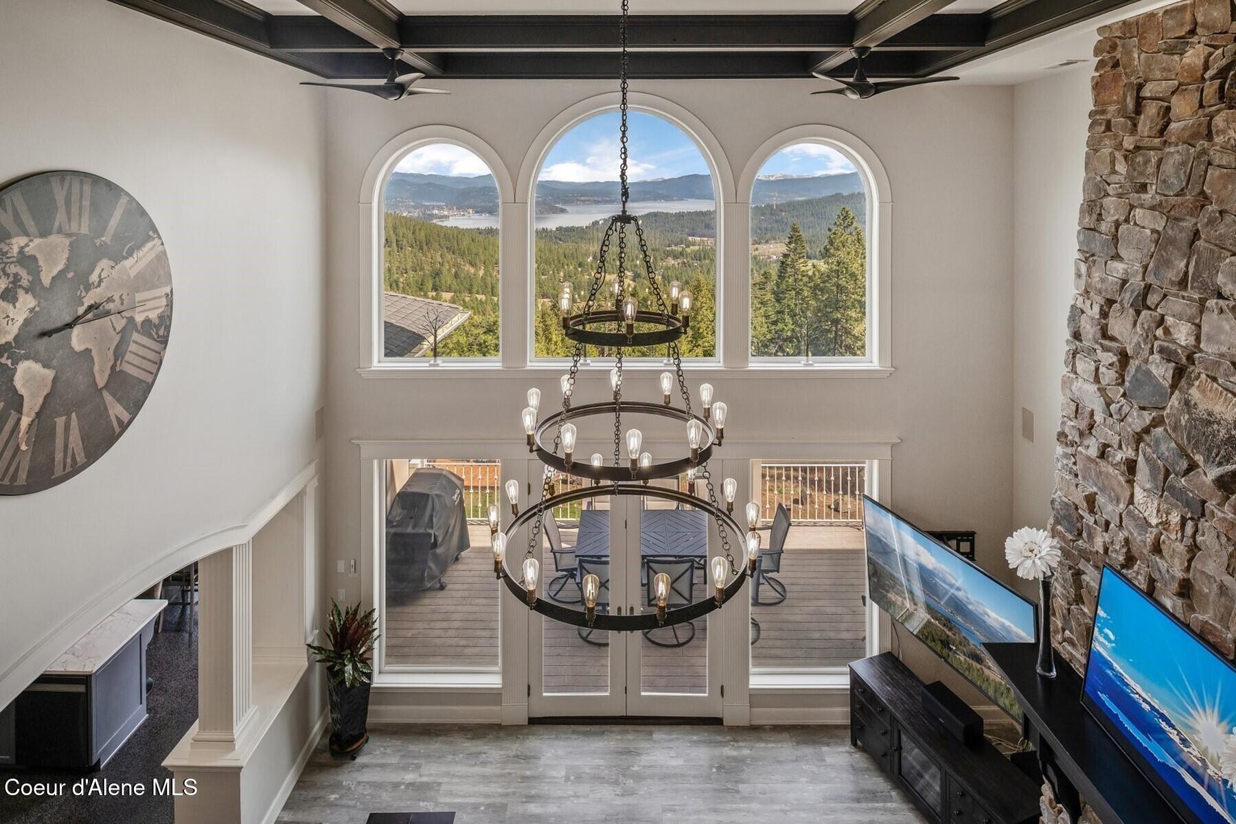 1238 North Reynolds Road Coeur D'Alene, ID 83814 - Photo 7 of 67 Expansive windows expansive view
