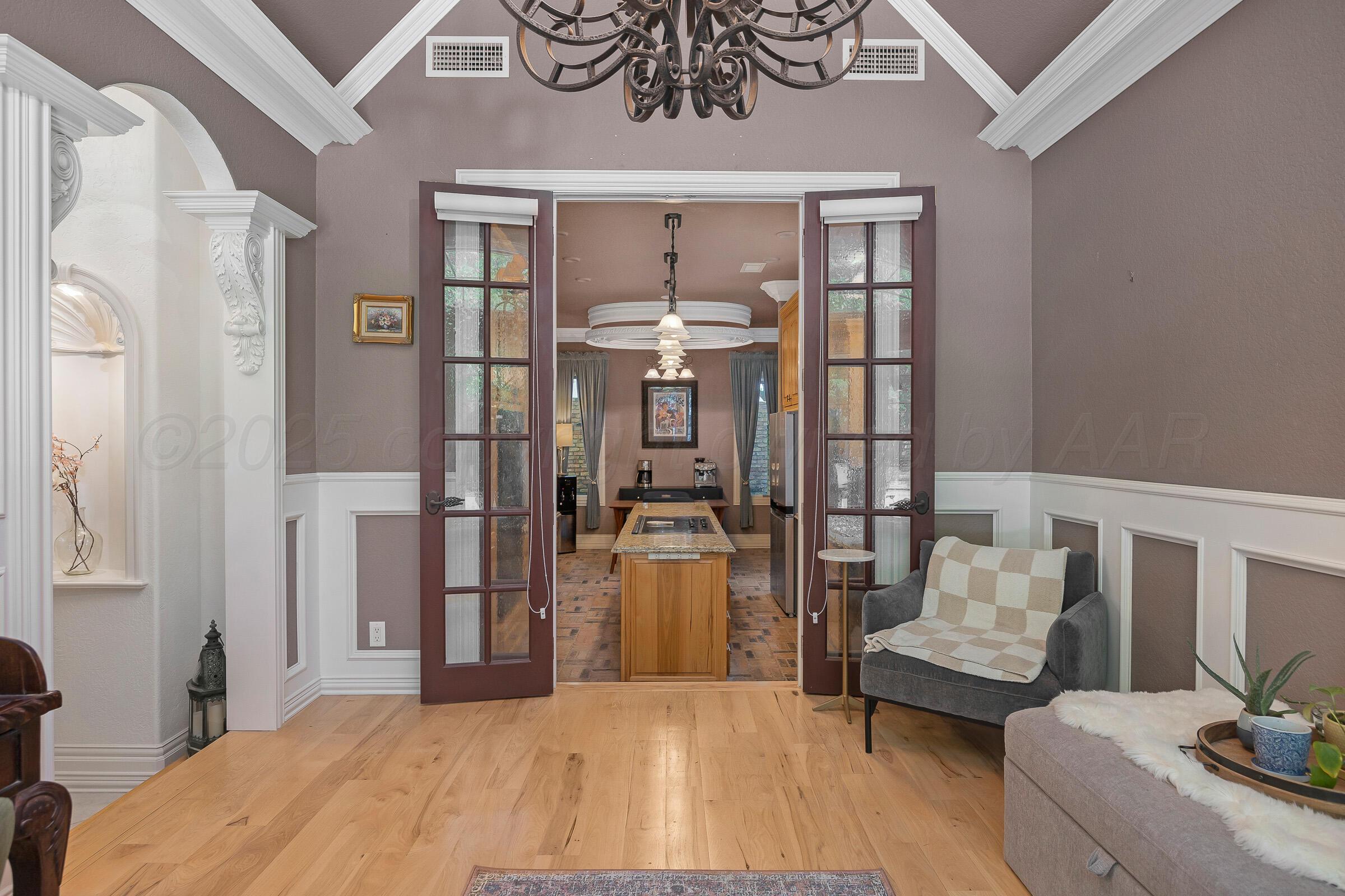 5121 Olsen Circle Amarillo, TX 79106 - Photo 18 of 39 20-Dining Room 2