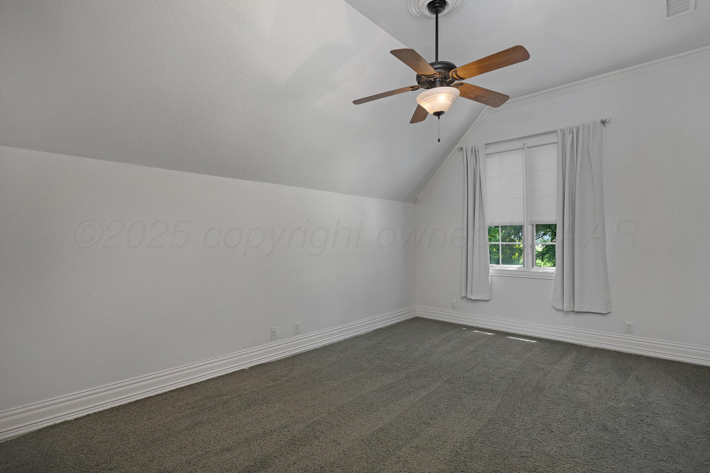 5121 Olsen Circle Amarillo, TX 79106 - Photo 30 of 39 32-Bedroom 3