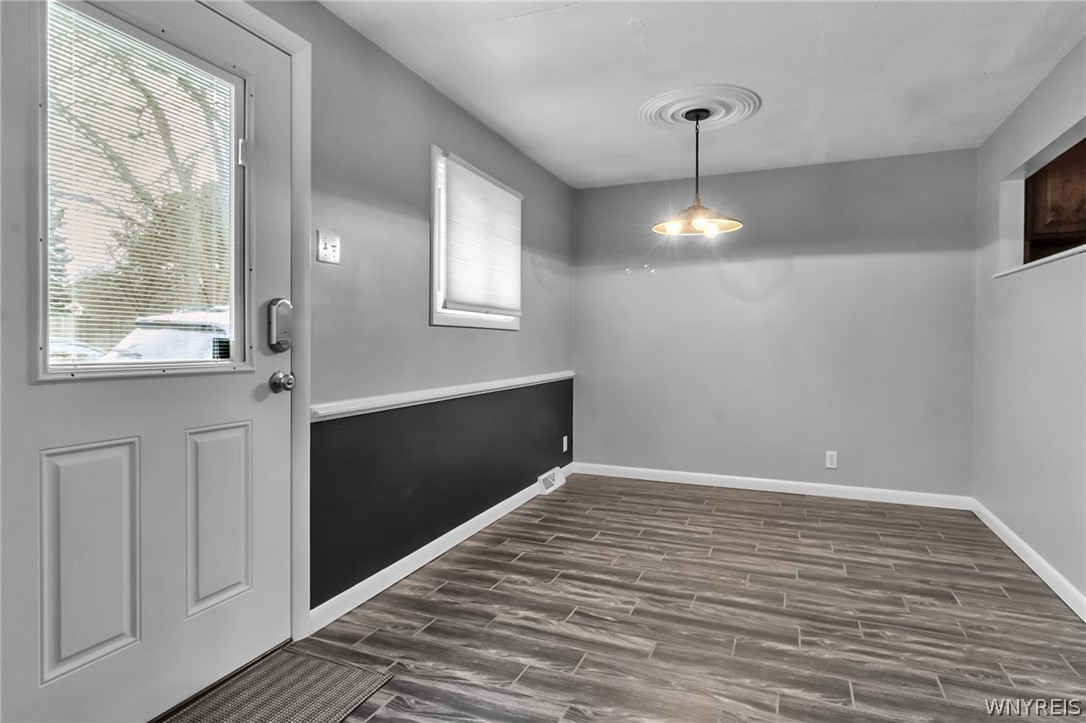 2793 Amsdell Road Hamburg, NY 14075 - Photo 13 of 50 Lower Front Unit Dining Room