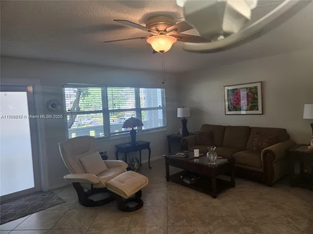 $159,000 | 2114 Cambridge East, Unit 2114, Deerfield Beach, FL 33442