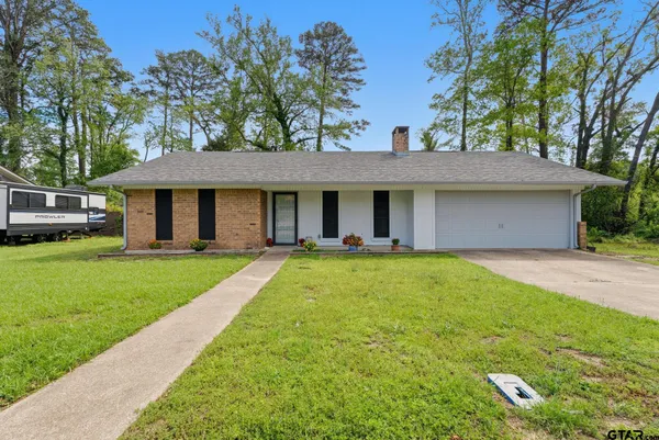 $229,900 | 801 Sunset Drive, Overton, TX 75684