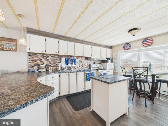 $74,999 | 17606 Mary Ann Road, Unit 19040, Lewes, DE 19958