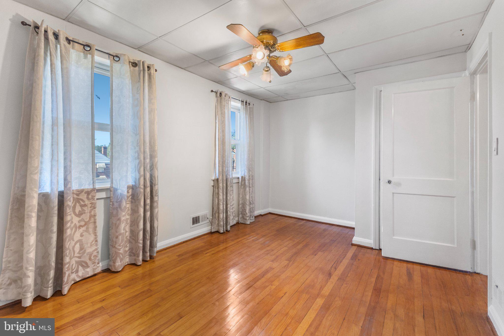 8318 Hillendale Road Baltimore, MD 21234 - Photo 15 of 23 Gallery Image 15