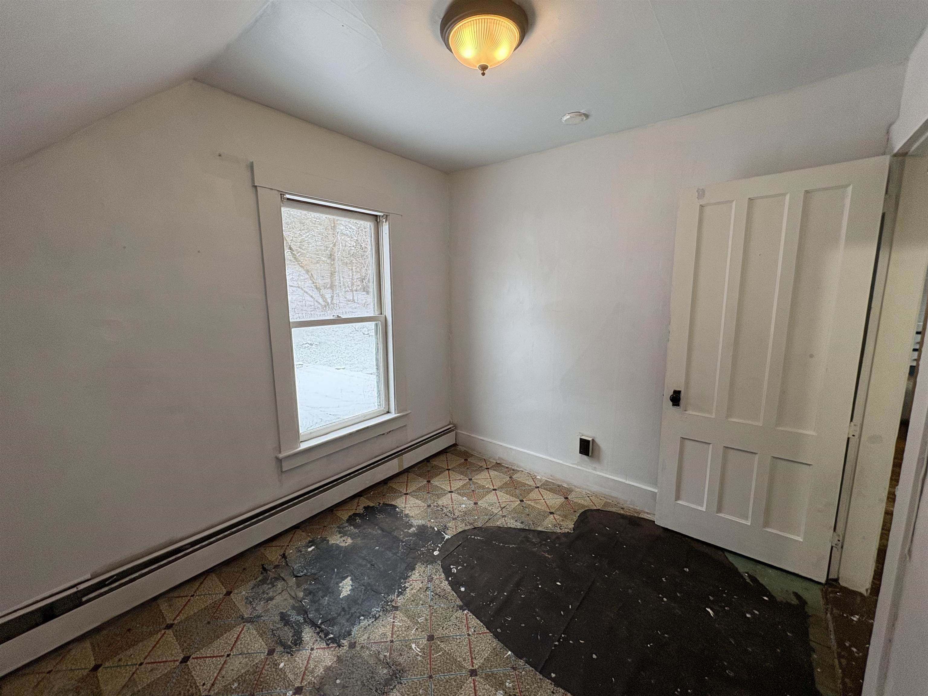 194 Charles Street Lyndon, VT 05851 - Photo 30 of 54