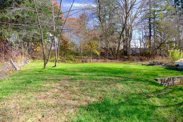 $195,000 | 194 Charles Street, Lyndon, VT 05851