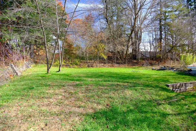 $195,000 | 194 Charles Street, Lyndon, VT 05851