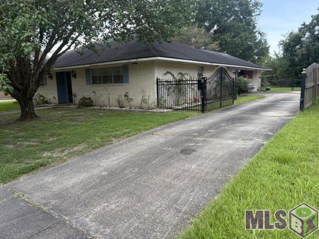 10713 Timberlane Avenue Baton Rouge, LA 70811 - Photo 2 of 22