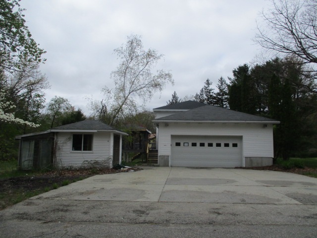 48 Duston Road Salem, NH 03079 - Photo 2 of 25