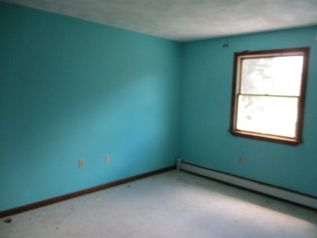 48 Duston Road Salem, NH 03079 - Photo 14 of 25