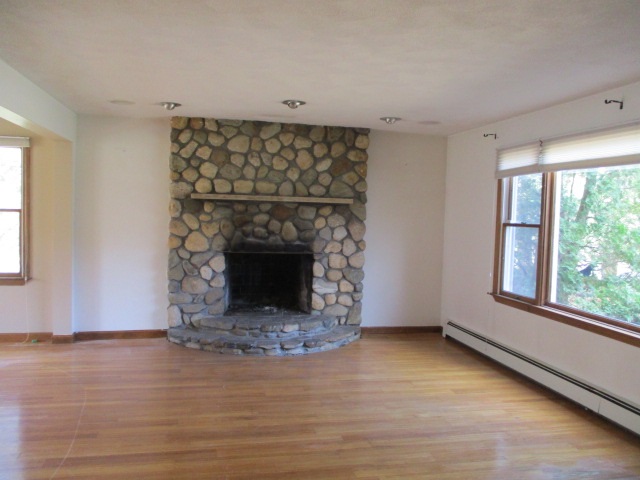 48 Duston Road Salem, NH 03079 - Photo 8 of 25