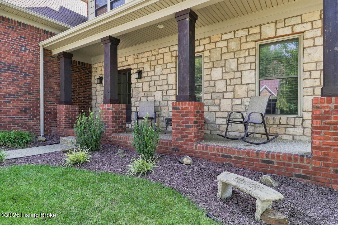 7612 Aspen Ridge Road Louisville, KY 40214 - Photo 2 of 63 Inviting front porch!
