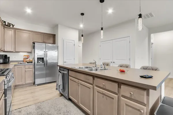 $489,000 | 3243 Sweetgrass Circle, Aurora, IL 60503