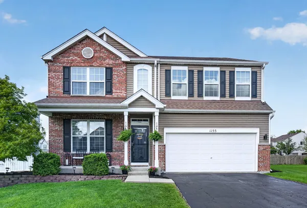$420,000 | 1155 South Wabena Avenue, Minooka, IL 60447