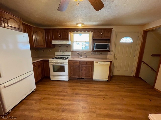 4036 North Leavitt Road Lorain, OH 44053 - Photo 3 of 18