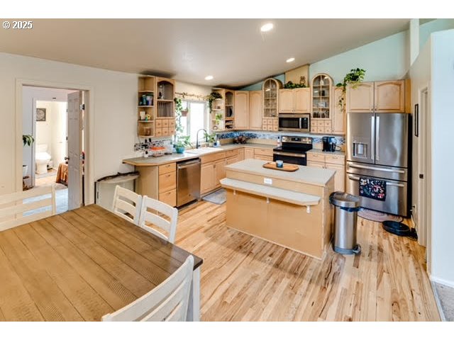 296 Irving Road Eugene, OR 97404 - Photo 18 of 37 Gallery Image 18
