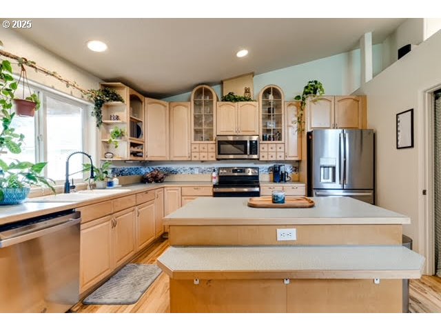 296 Irving Road Eugene, OR 97404 - Photo 26 of 37 Gallery Image 26