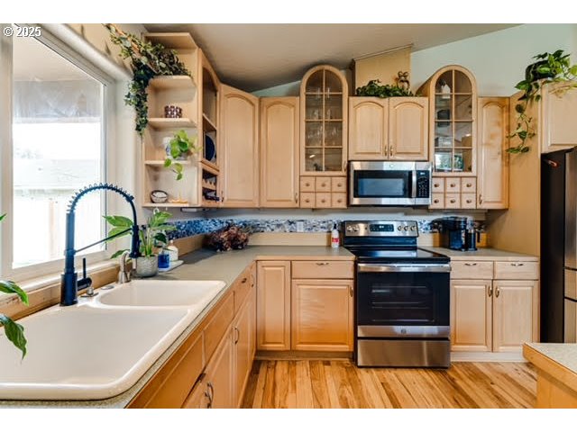 296 Irving Road Eugene, OR 97404 - Photo 29 of 37 Gallery Image 29