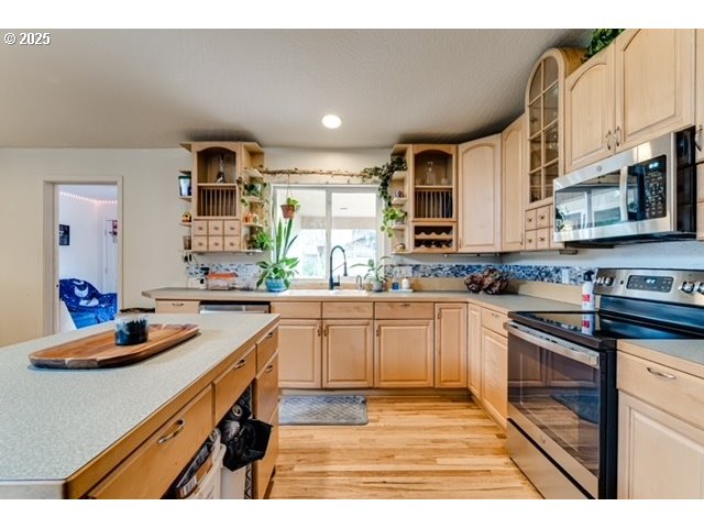 296 Irving Road Eugene, OR 97404 - Photo 37 of 37 Gallery Image 37