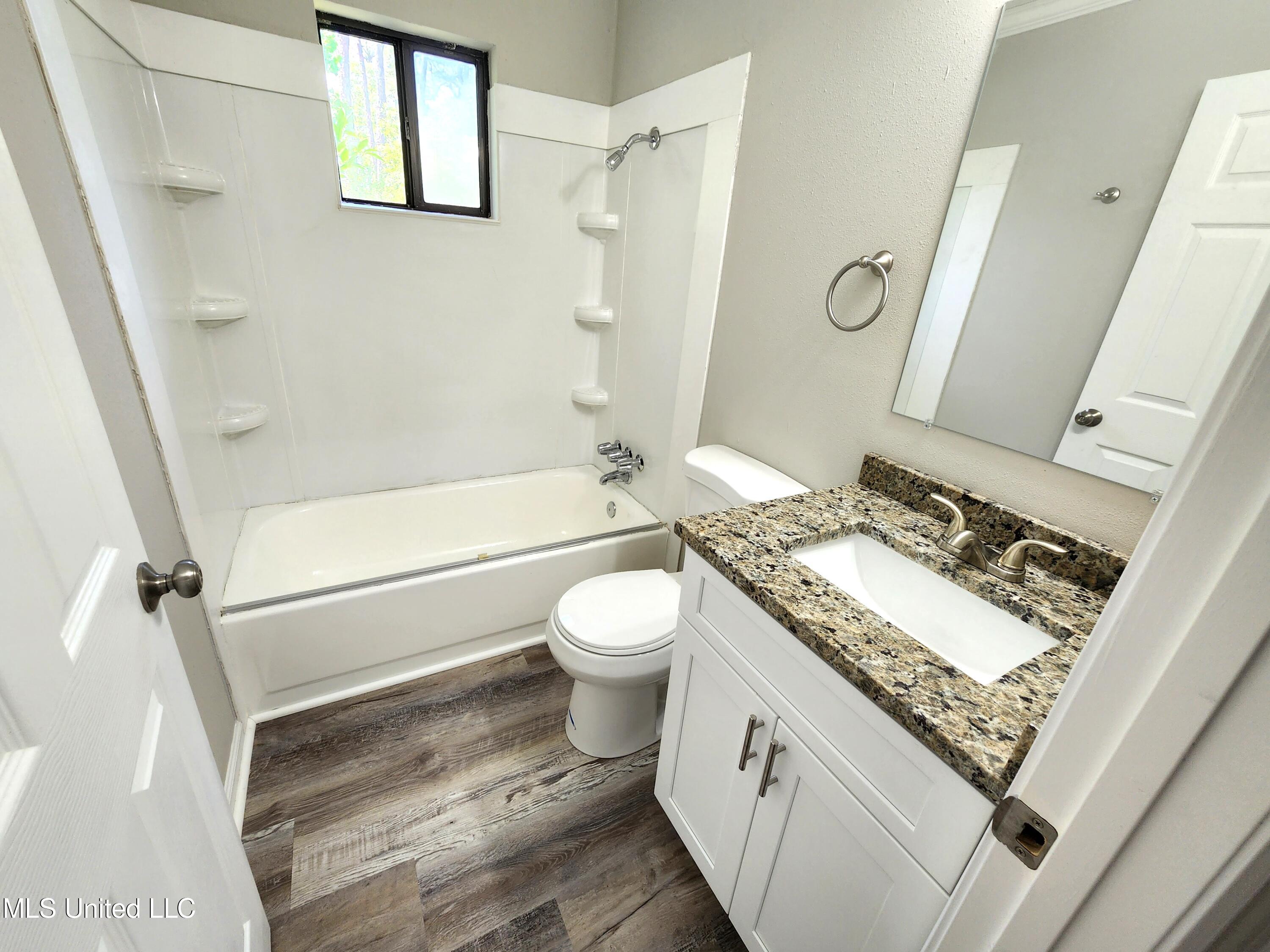 11504 Shorecrest Road Biloxi, MS 39532 - Photo 21 of 32 20230603_112228