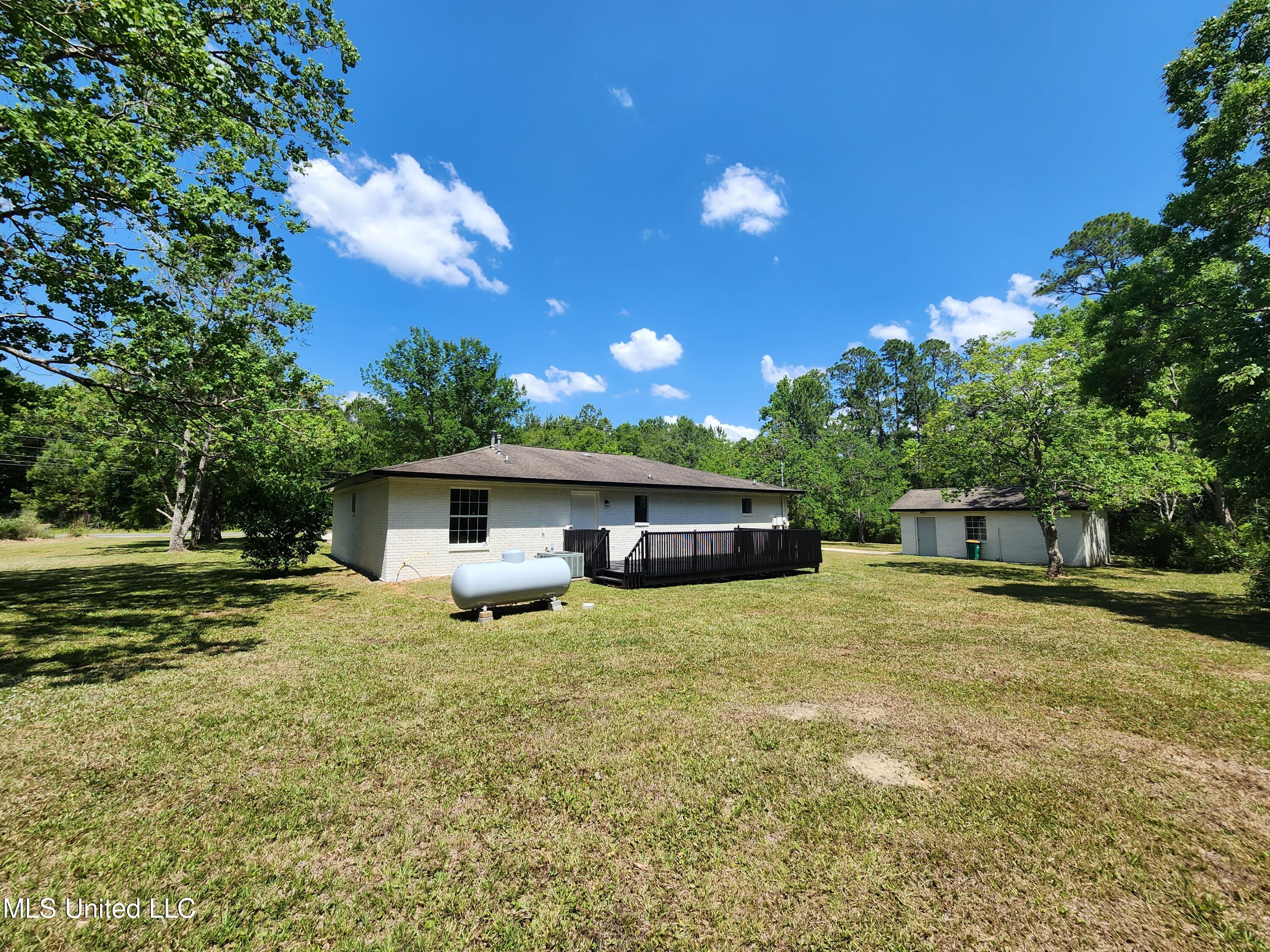 11504 Shorecrest Road Biloxi, MS 39532 - Photo 28 of 32 20230603_111408