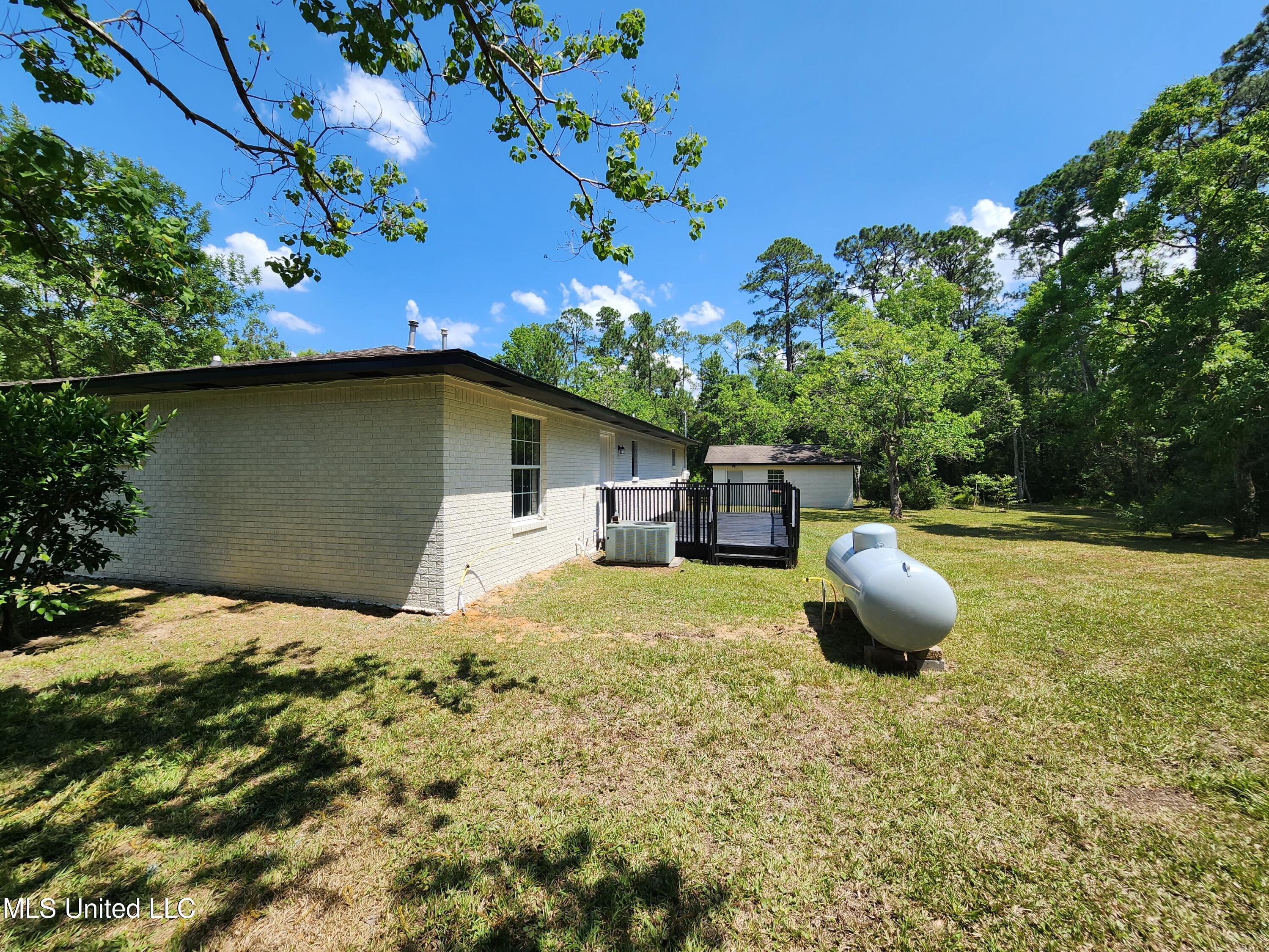 11504 Shorecrest Road Biloxi, MS 39532 - Photo 29 of 32 20230603_111427