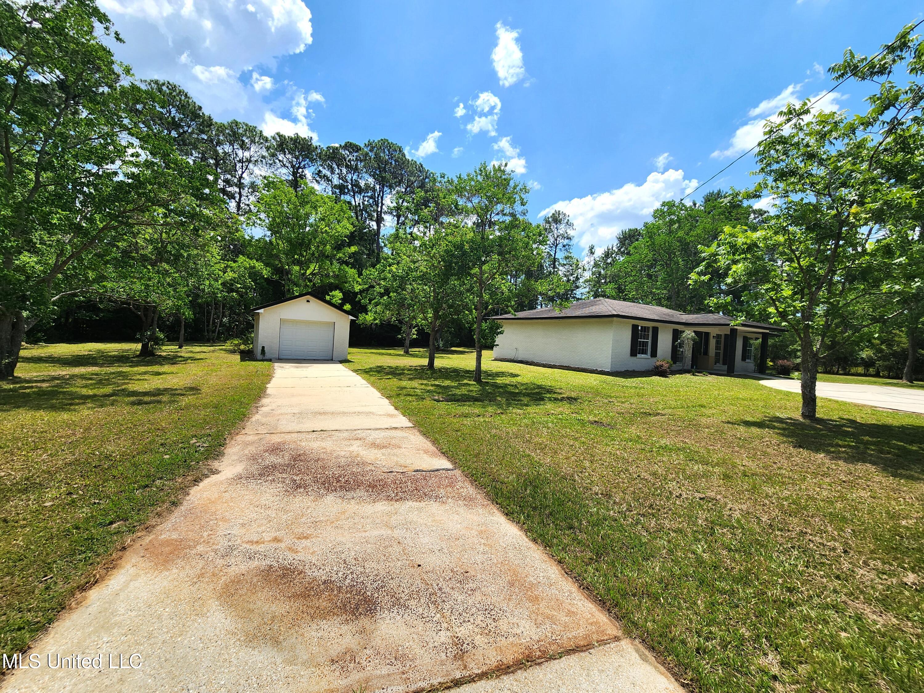 11504 Shorecrest Road Biloxi, MS 39532 - Photo 31 of 32 20230603_112723