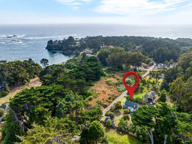 $1,685,000 | 45050 Peterson Lane, Little River, CA 95460