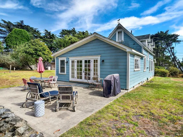 $1,685,000 | 45050 Peterson Lane, Little River, CA 95460