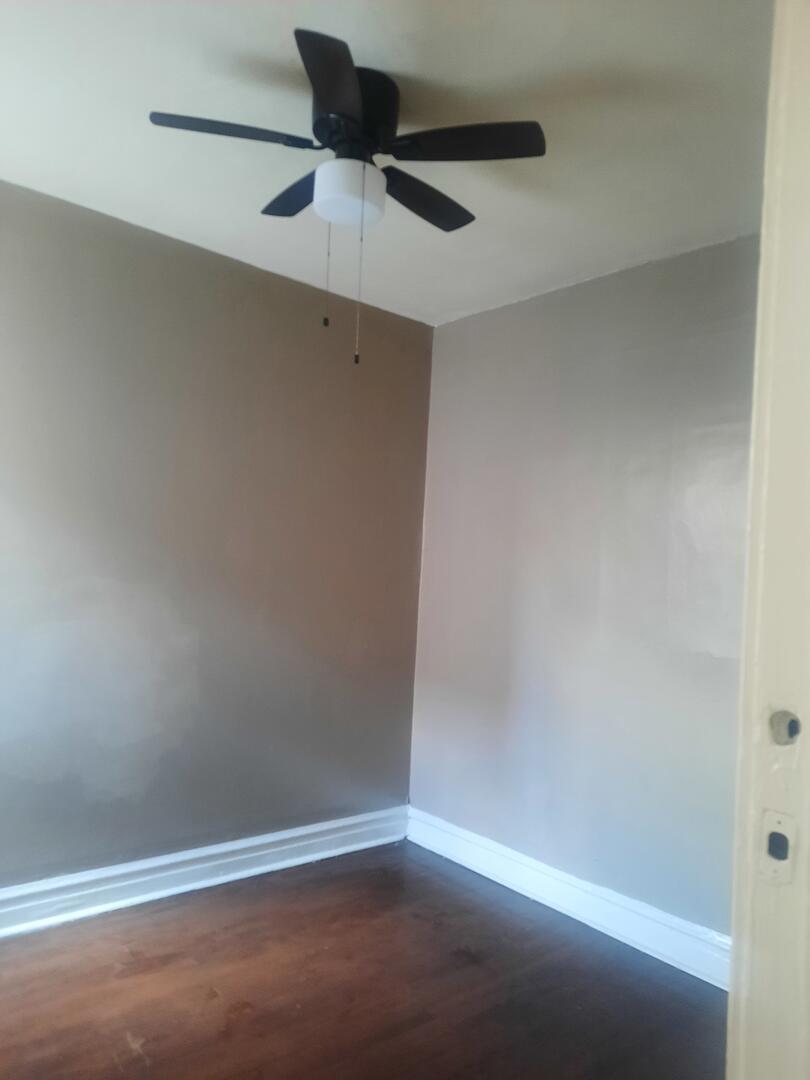 6221 South Laflin Street, Unit 2 Chicago, IL 60636 - Photo 9 of 20 a view of an empty room