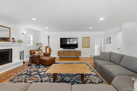 $1,025,000 | 1121 South Cook Street, Denver, CO 80210