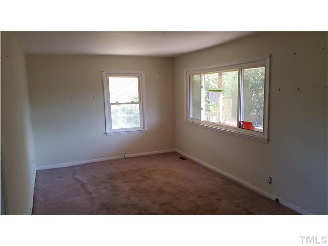 5308 Redwood Road Durham, NC 27704 - Photo 3 of 14 Gallery Image 3