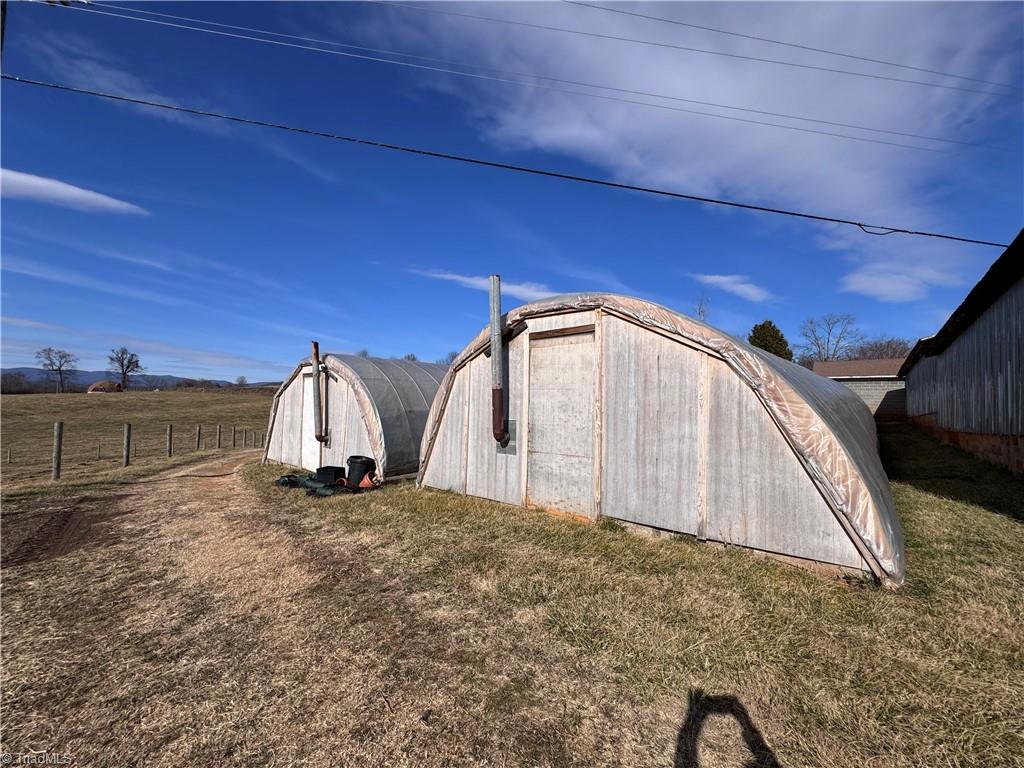 8621 Austin Traphill Road Elkin, NC 28621 - Photo 19 of 39