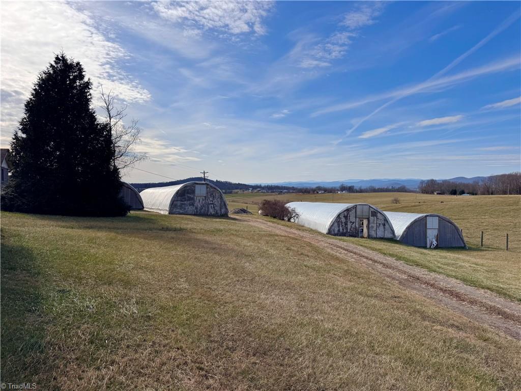 8621 Austin Traphill Road Elkin, NC 28621 - Photo 31 of 39