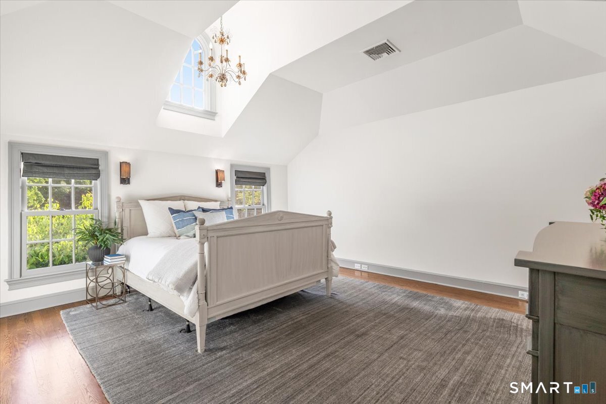 83 Long Lots Road New Canaan, CT 06840 - Photo 23 of 38