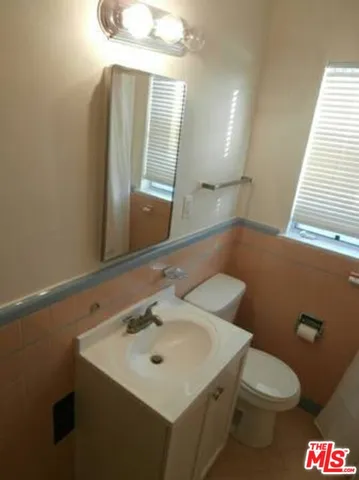 $2,200 | 1025 North San Vicente Boulevard, Unit 2, West Hollywood, CA 90069